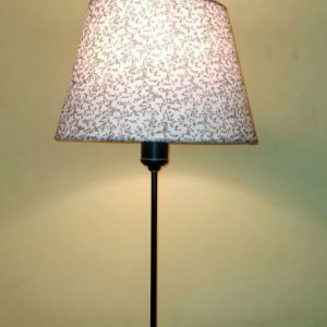 Black table lamp, modern white floral lampshade mod.Taibwhite